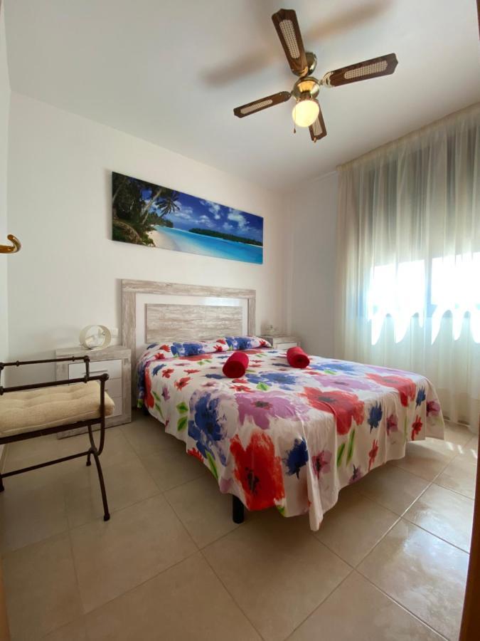 Apartmán Apartament Joan L'Ampolla Exteriér fotografie