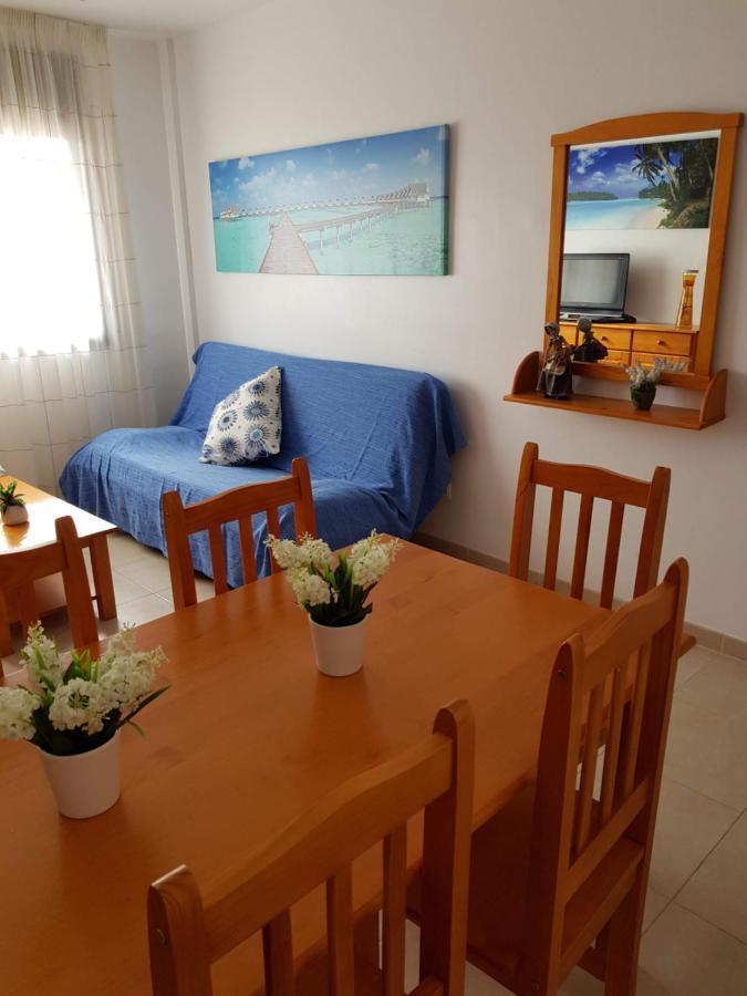 Apartmán Apartament Joan L'Ampolla Exteriér fotografie